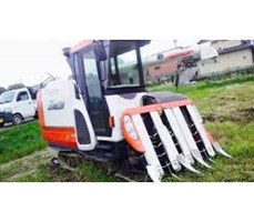 Máy gặt đập liên hợp Kubota ARN 585