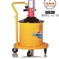 MÁY BƠM MỠ KHÍ NÉN 20L   Model:   GZ-10