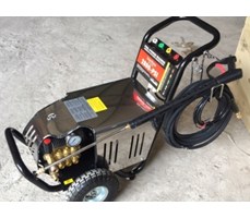 Máy rửa xe áp lực, đẩy tay Bamboo BmB 2800 PSI