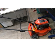 Máy cắt cỏ đẩy tay HUSQVARNA LC 419SP