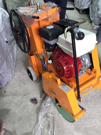 Máy Cắt betong KC 12 Lắp động cơ xăng 7HP 