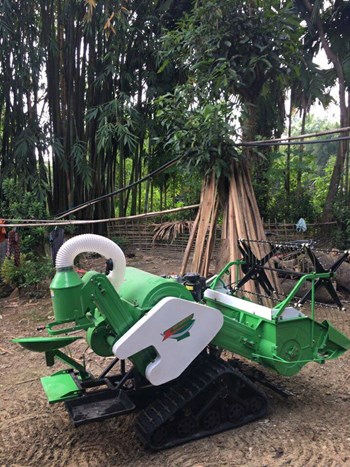 Máy gặt đập liên hợp mini 4lz - 0.6