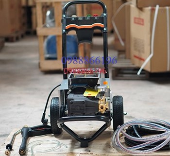 Máy rửa xe OKA-80